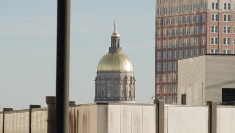 edificio del capitolio en atlanta desde la distancia