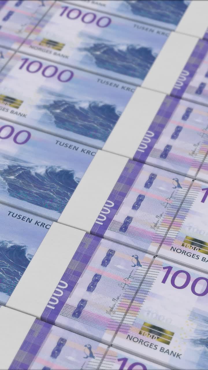 vídeo vertical de billetes de 1.000 coronas danesas impresos por una imprenta de dinero