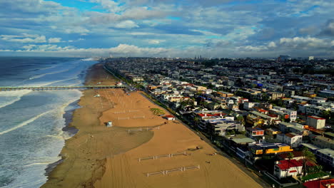 Paisaje-Panorámico-Aéreo,-Manhattan-Beach-Costa-Sur-De-La-Bahía-Barrio-Marítimo