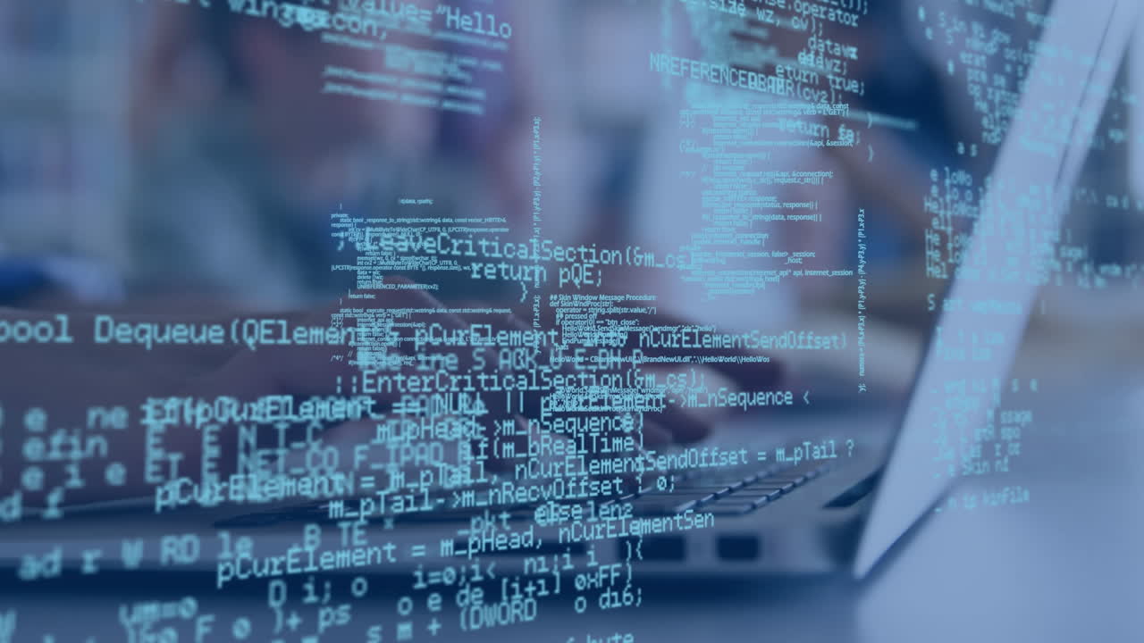 mujer usando una computadora portátil