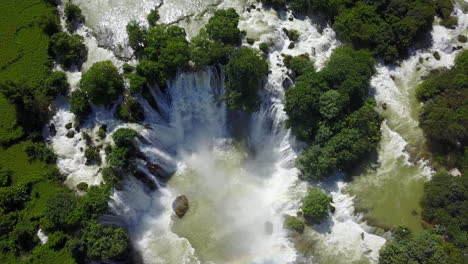 ban gioc waterfalls cascade amid lush greenery, scenic and serene