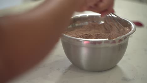 mezcla de pasteles caseros para crear un pastel especial para el día de san valentín pastel de chocolate vegano pastel sin huevos a base de plantas sin lácteos
