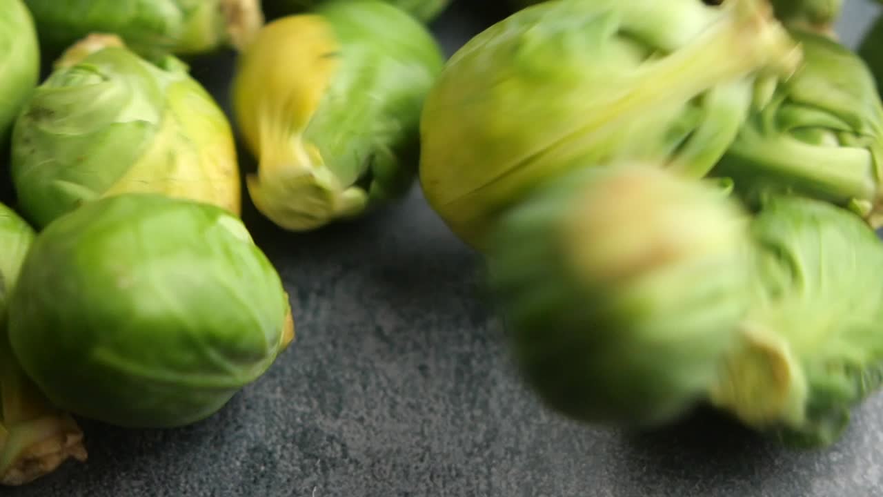 Frische Brüsseler Kohl