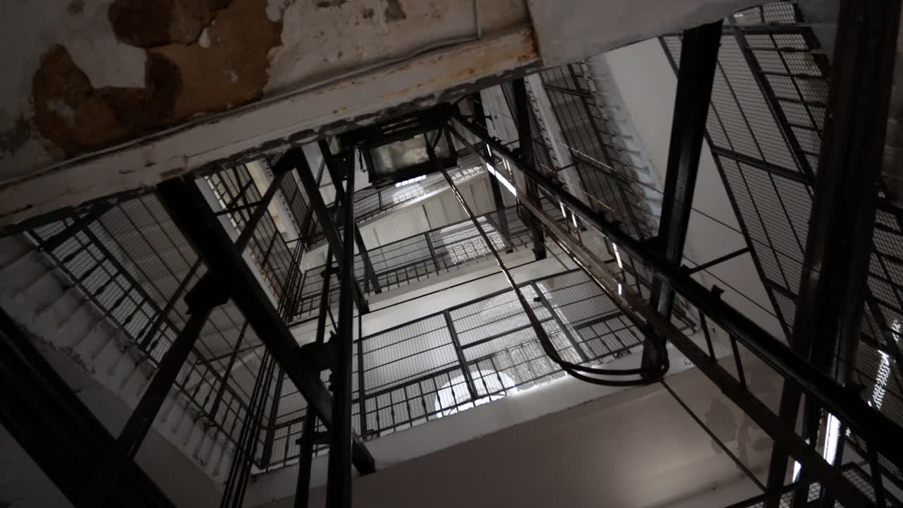 Old elevator seen from below, Mellah Soliman Elevator, Constantine, Algeria