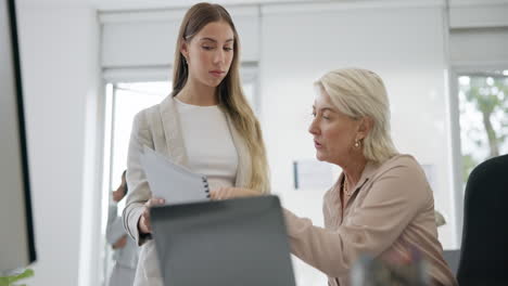 Diskussion,-Dokumentation-Und-Hilfe-Des-Managers