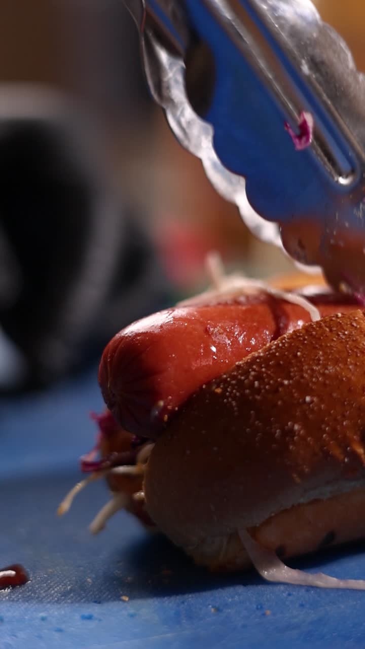 preparación de perritos calientes