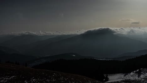 Schnelle-Wolkenbewegung,-Zeitrafferperspektive