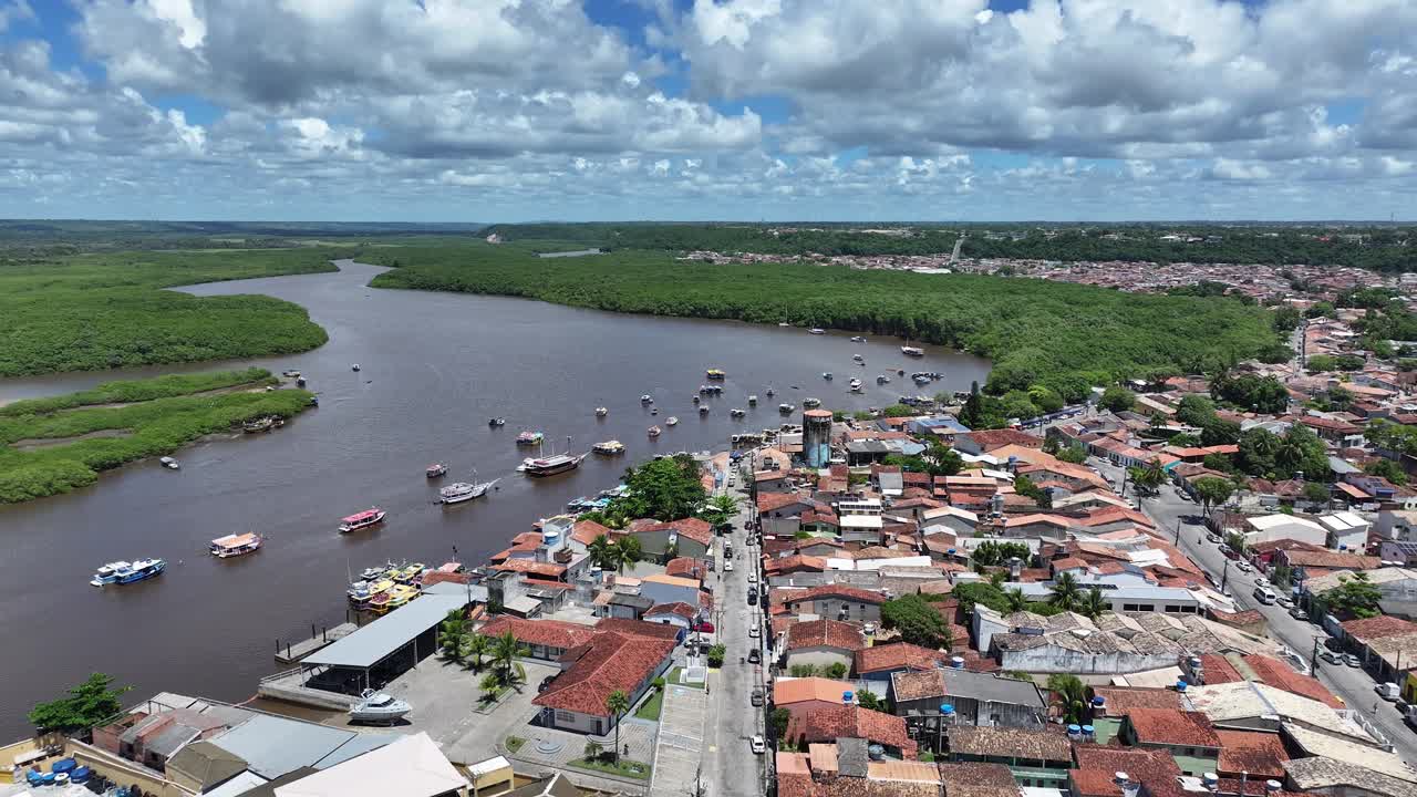 브라질 포르토 시모 바야의 부란헤름 강