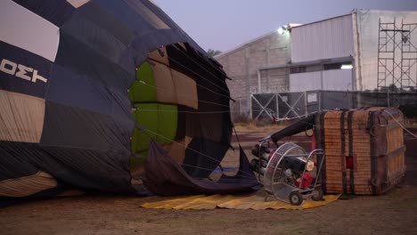 Hot-air-balloon-experience-early-in-the-morning,-sunrise-time,-in-Mexico,-Teotihuacan