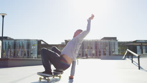 la ciudad es su parque de skate.