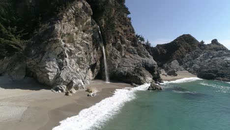 Aerial-view-of-Water-Fall-McWay-Falls-Julia-Pfeiffer-Burns-Park-Big-Sur-California