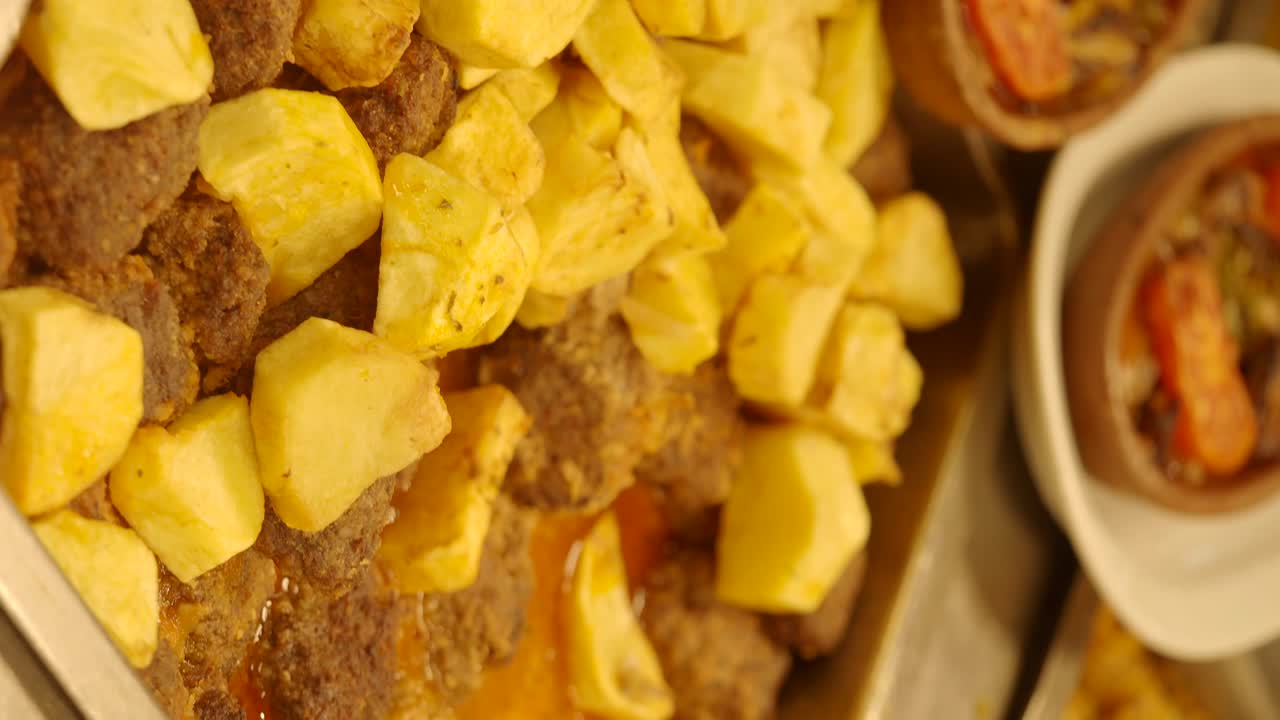 Delicious Turkish Meatballs with Potatoes