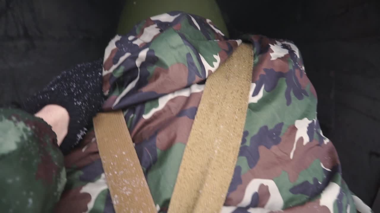 겨울 위장 의 병사 들