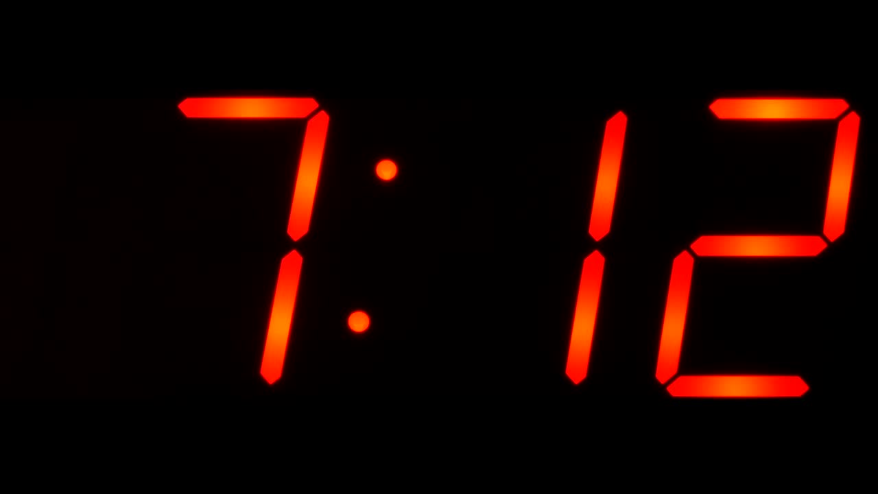 Time showing between 0700 and 0759 on big digital clock