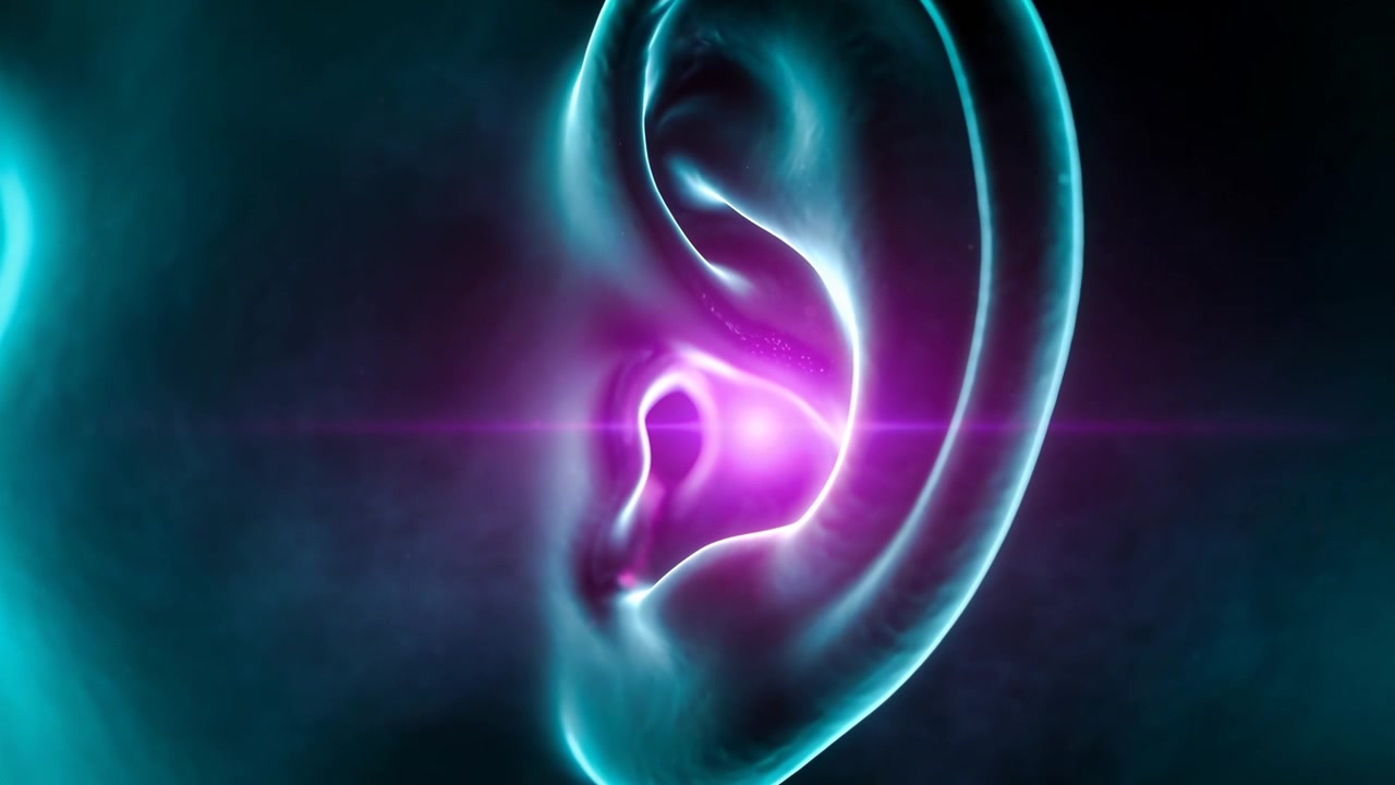 Telecamera che zooma mostrando un orecchio al neon e una testa illuminata di ciano nel vuoto, evidenziando il bagliore magenta del nucleo dell'orecchio interno.