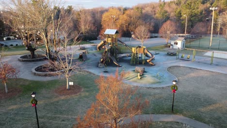 parque y parque infantil blowing rock en blowing rock, carolina del norte, cerca de boone, carolina del norte