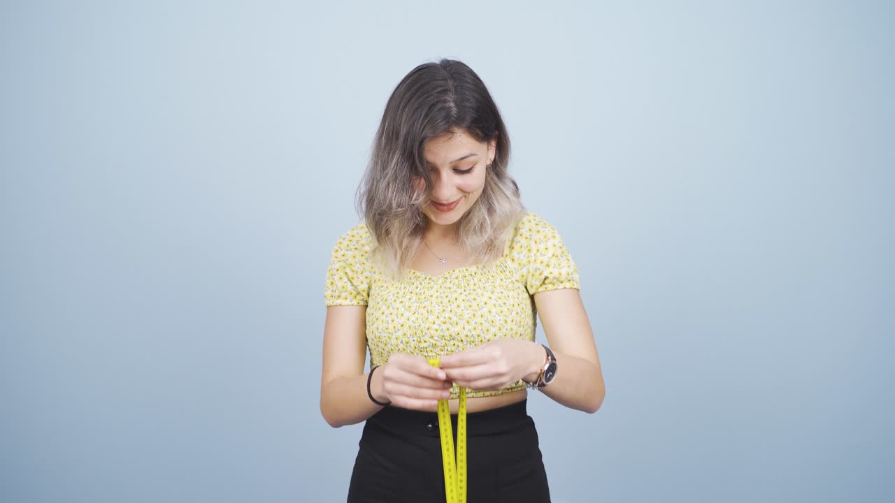 자신의 체중에 만족하는 사람. 체중 감량 프로그램.