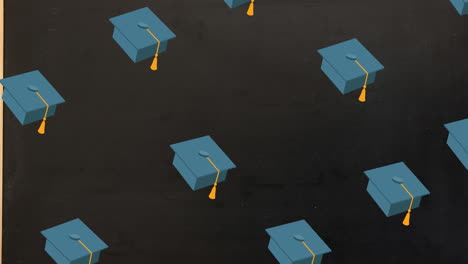 animación de los iconos de los artículos escolares que se mueven por la borda