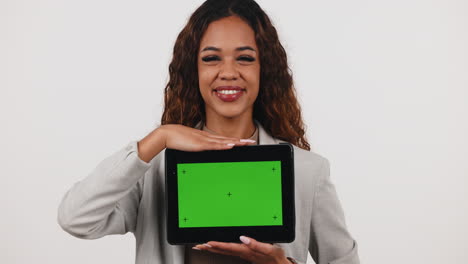 Green-screen,-smile-and-face-of-woman-with-tablet