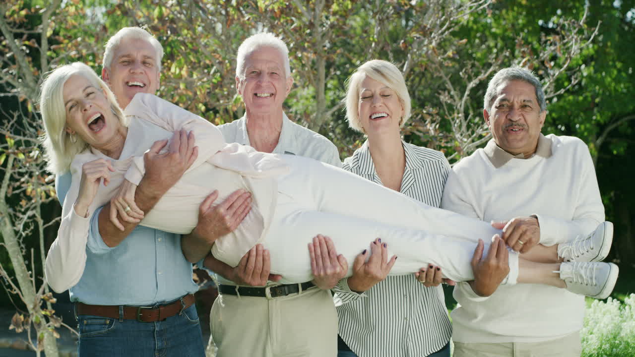 내 친구들은 항상 너무 어리석어