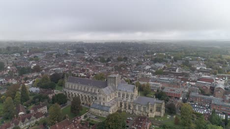 Empuje-Aéreo-Sobre-La-Catedral-De-Winchester