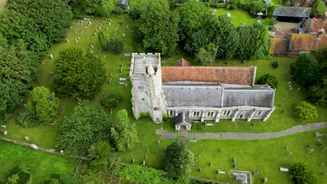 A-gentle-pan-across-Holy-Cross-church-in-Goodnestone