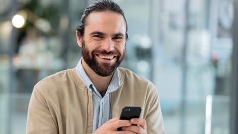 Happy-entrepreneur-using-a-phone