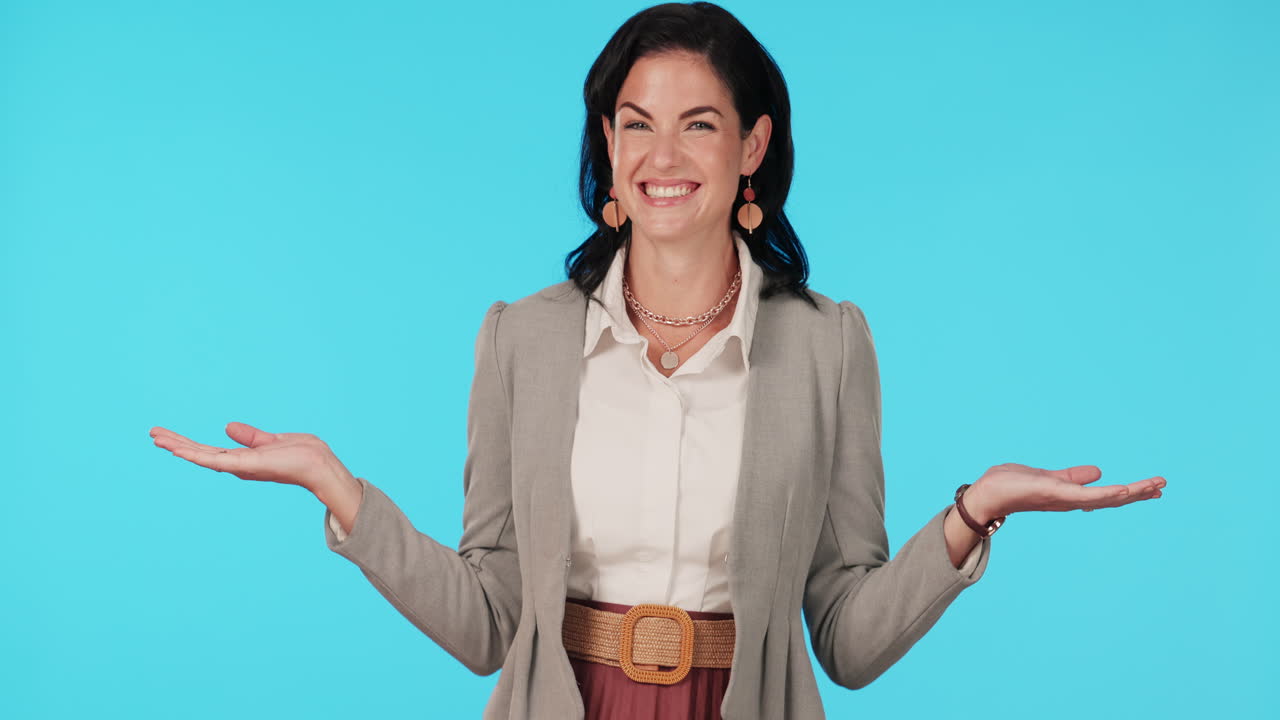 mujer de negocios, retrato y manos con decisión