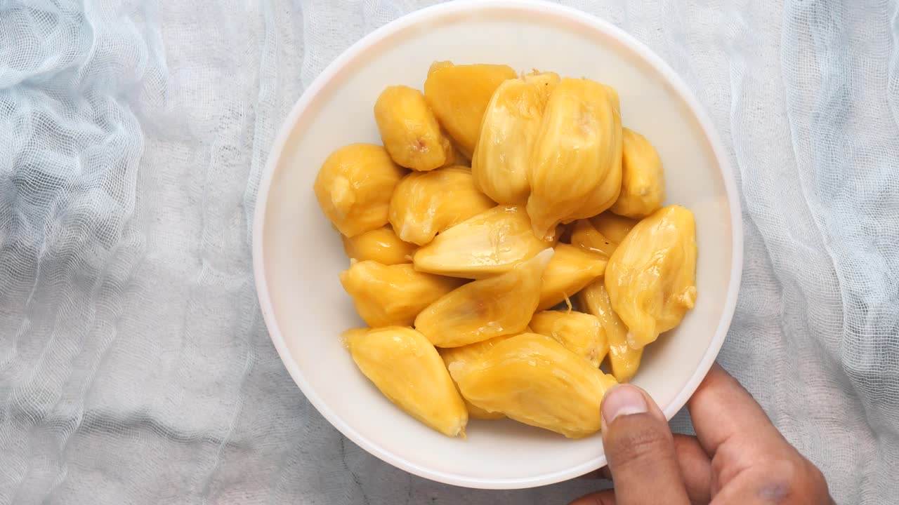 jackfruit en un cuenco