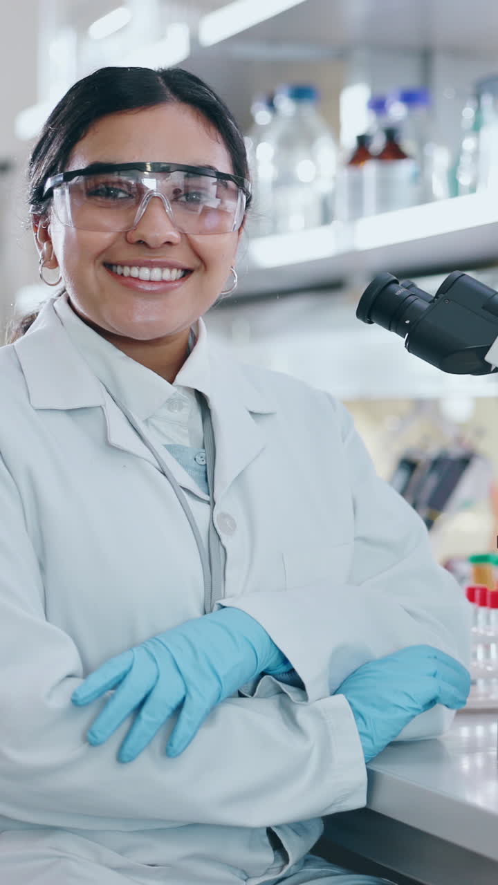 Lo scienziato in laboratorio