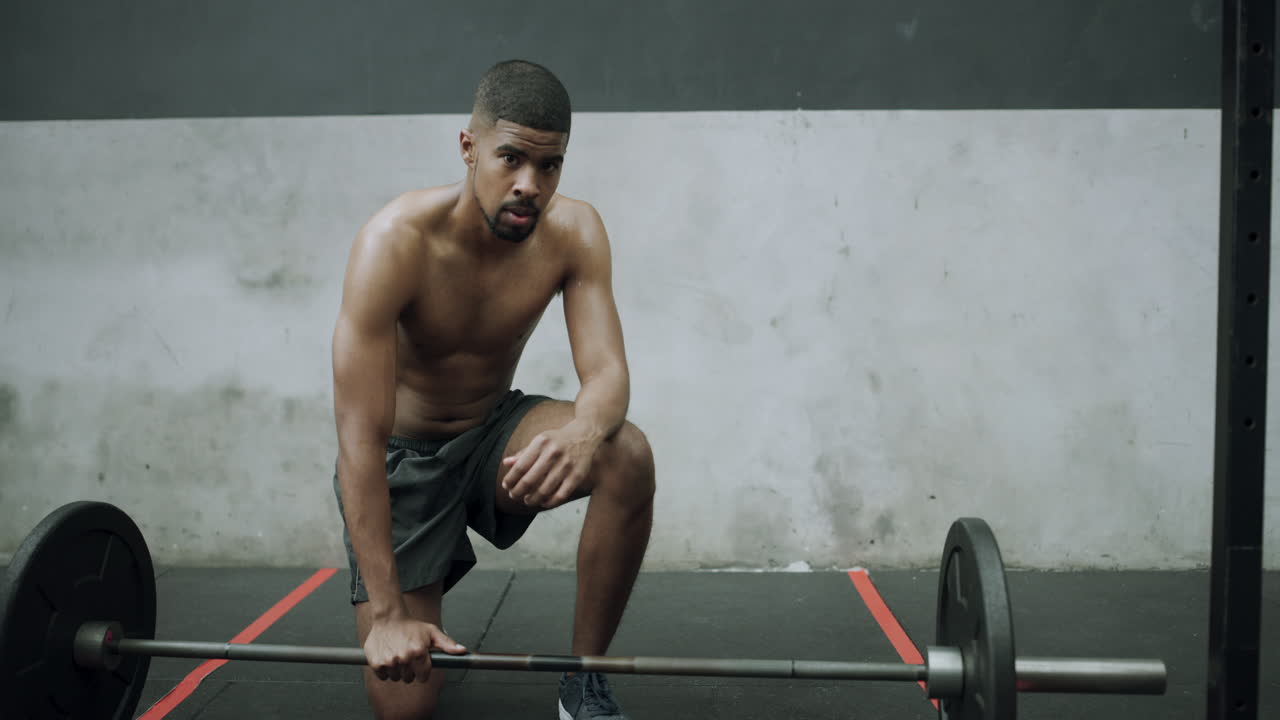 ser fuerte es un desafío mental y físico.