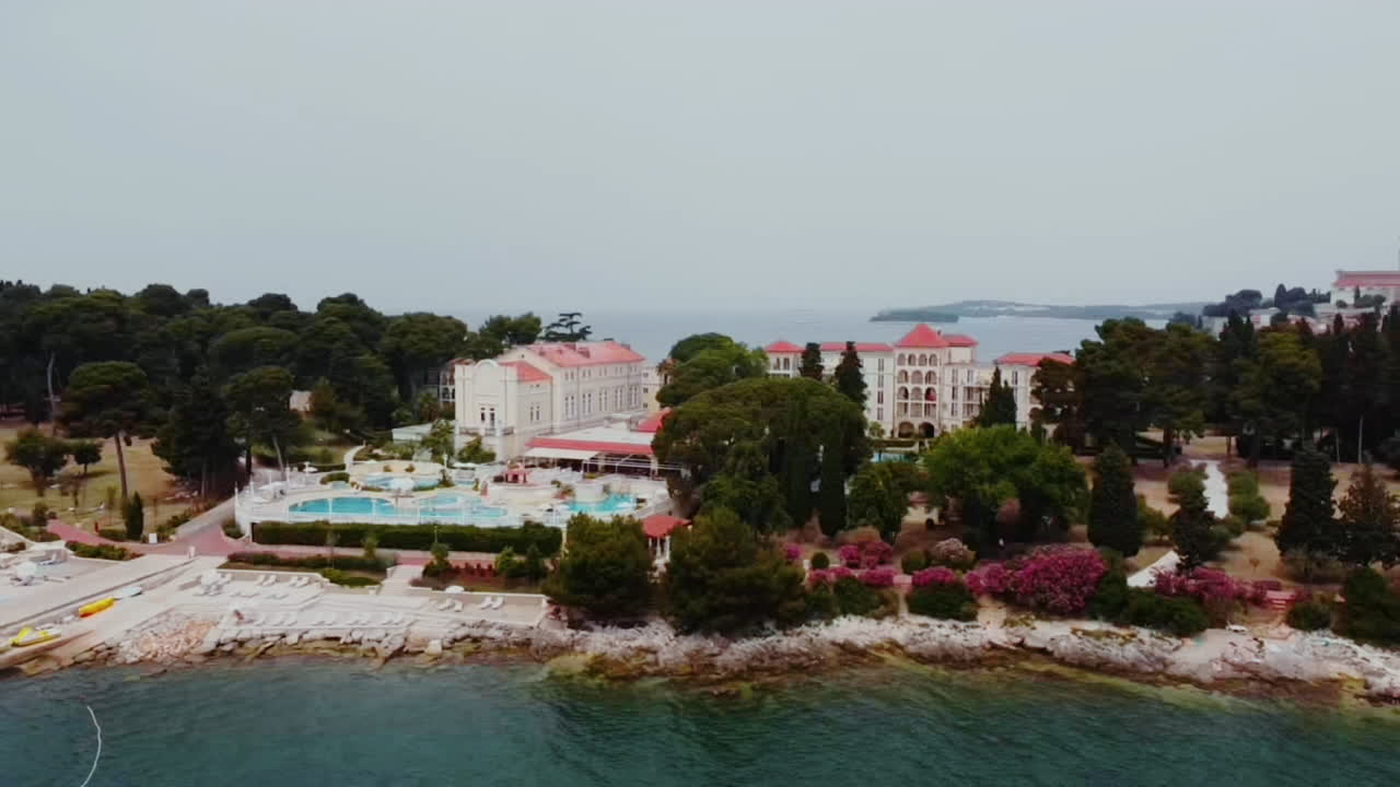 complejo de lujo en la costa adriática