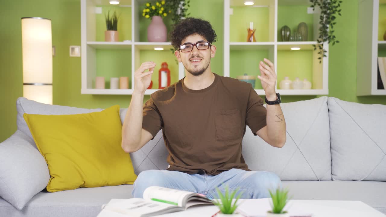 시력 결함. 멀리 볼 수 없는 상태.