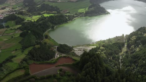 pico do ferro viewpoint: stunning vistas of lagoa do fogo and fumaroles - drone