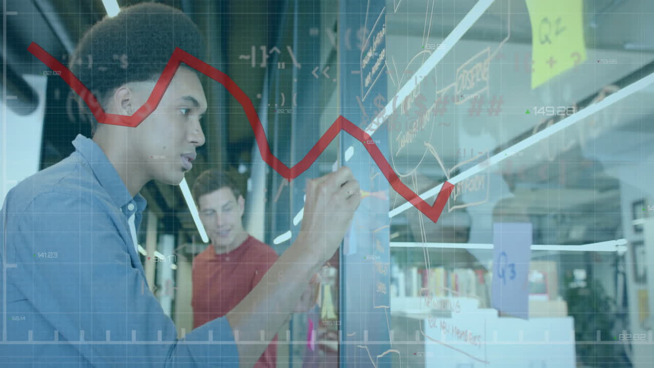 은 선의 애니메이션과 사무실에서 다양한 사업가들에 대한 데이터 처리