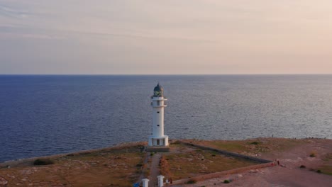 Faro-De-Cabo-De-Barbaria,-Far-De-Barbaria-Lighthouse-On-The-Island-Of-Formentera-Spain