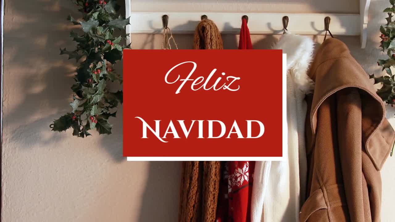 feliz navidad escrito sobre las decoraciones de navidad