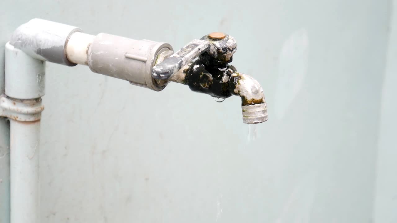 grifo de goteo sin fin