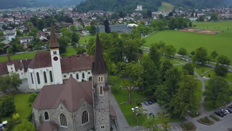 catholic- and reformed churches right next to each other, interlaken