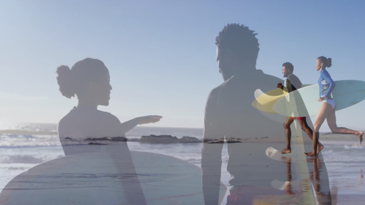 해양 풍경 위에 서핑 보드를 가진 행복한 아프리카계 미국인 커플의 애니메이션