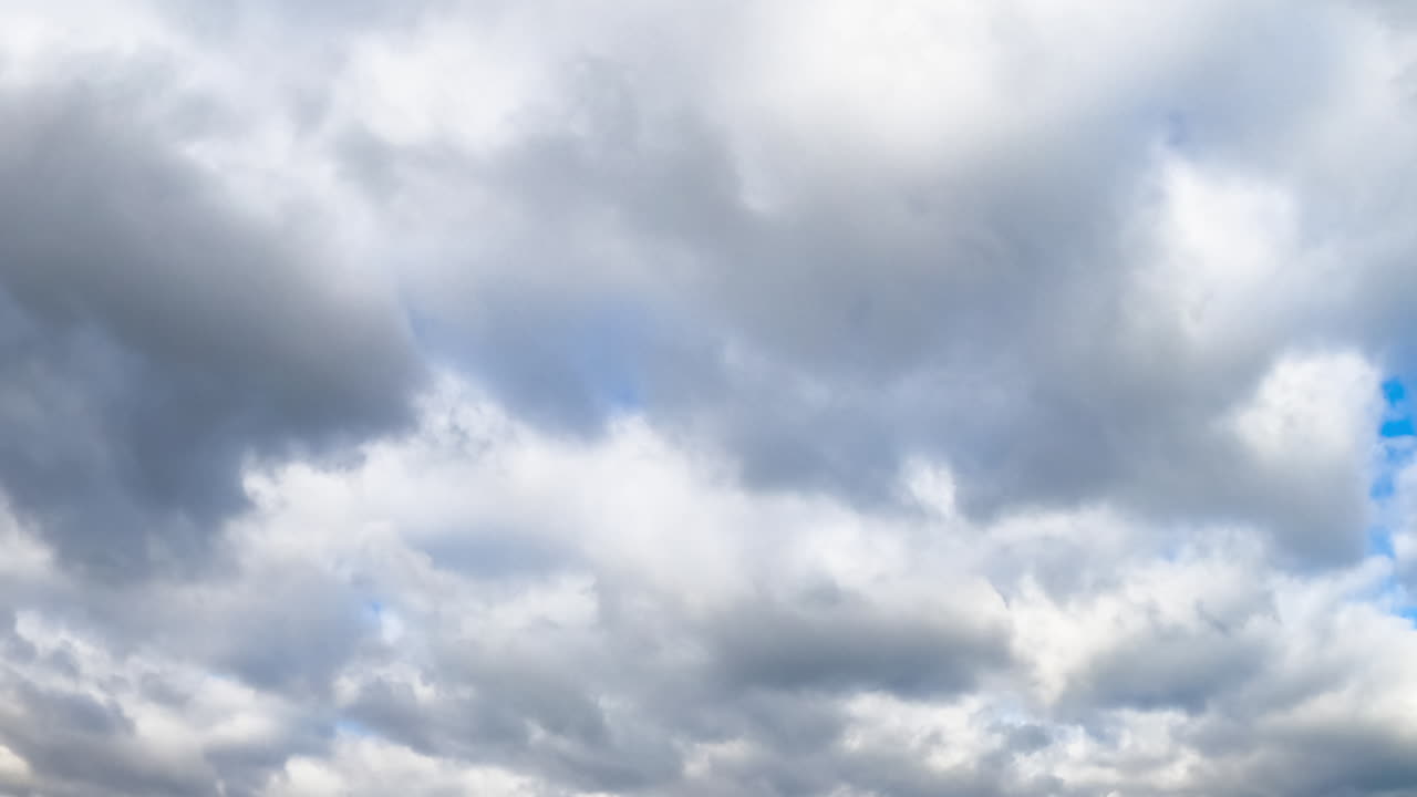 구름이 가득한 하늘