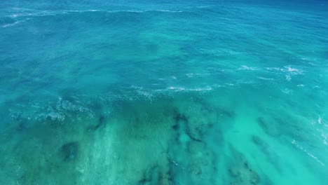 rainbow in the wave of the ocean