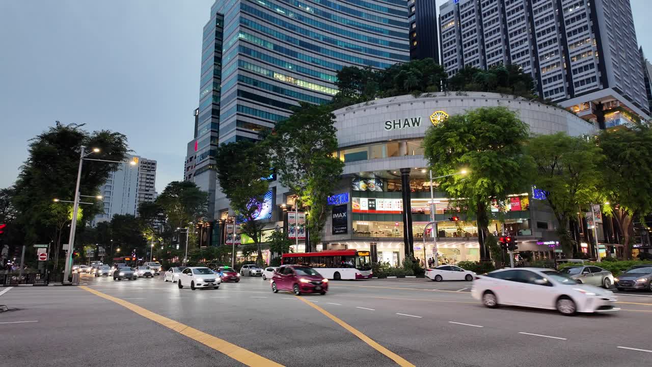 Dusk Scene on a Commercial Street in Singapore