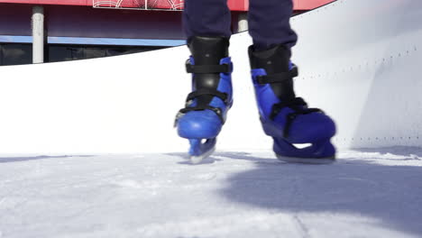 Skating-close-up-on-a-sunny-day