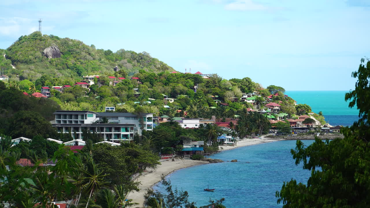 haad rin tropical en koh phangan, en el sur de tailandia.