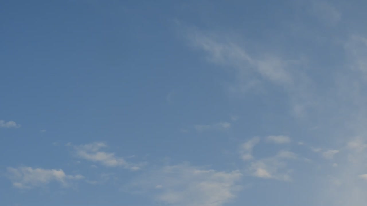 구름 시간 경과의 극적인 장면