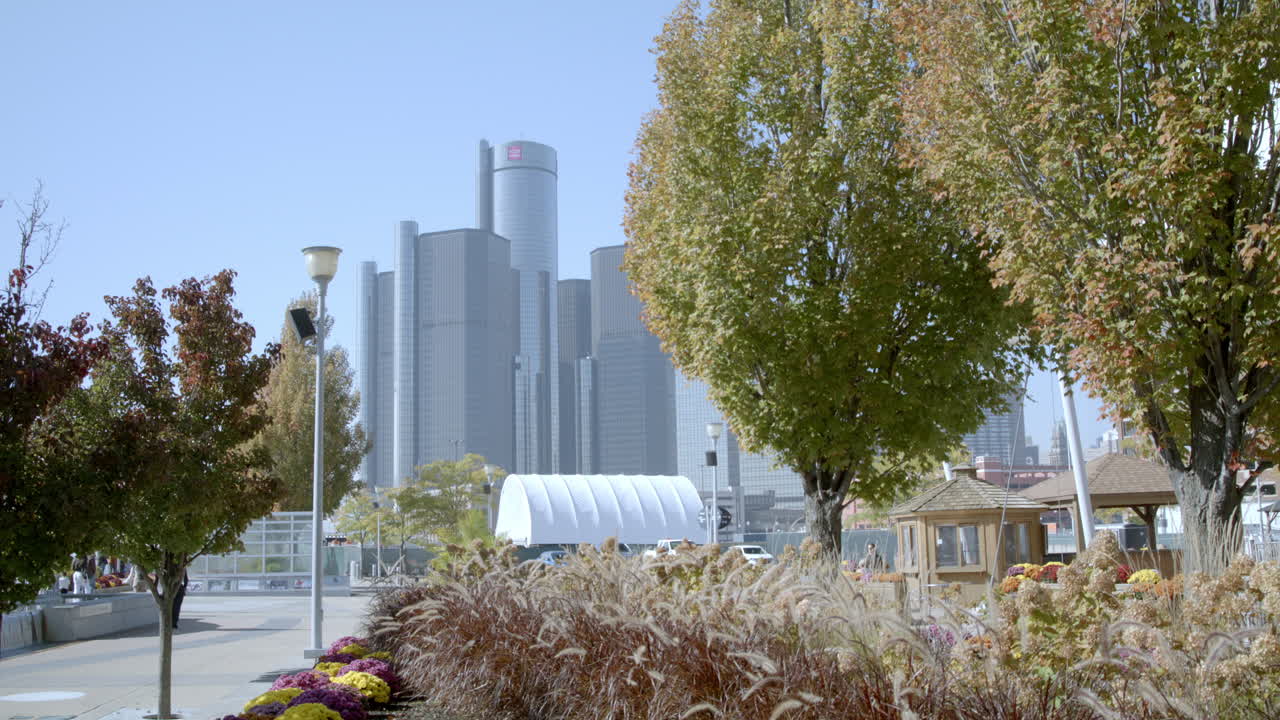 Autumn in Detroit: Cityscape with Park and RenCen