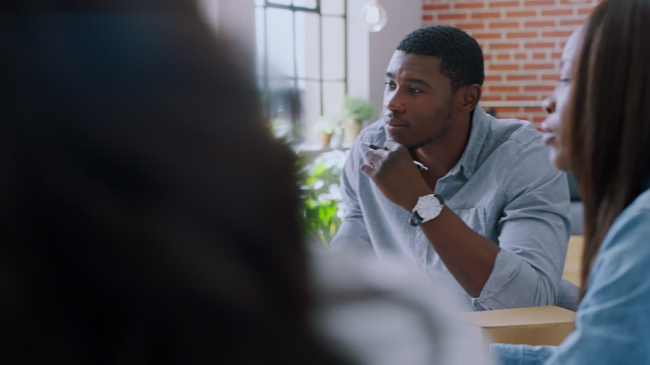 Business meeting, pregnant woman