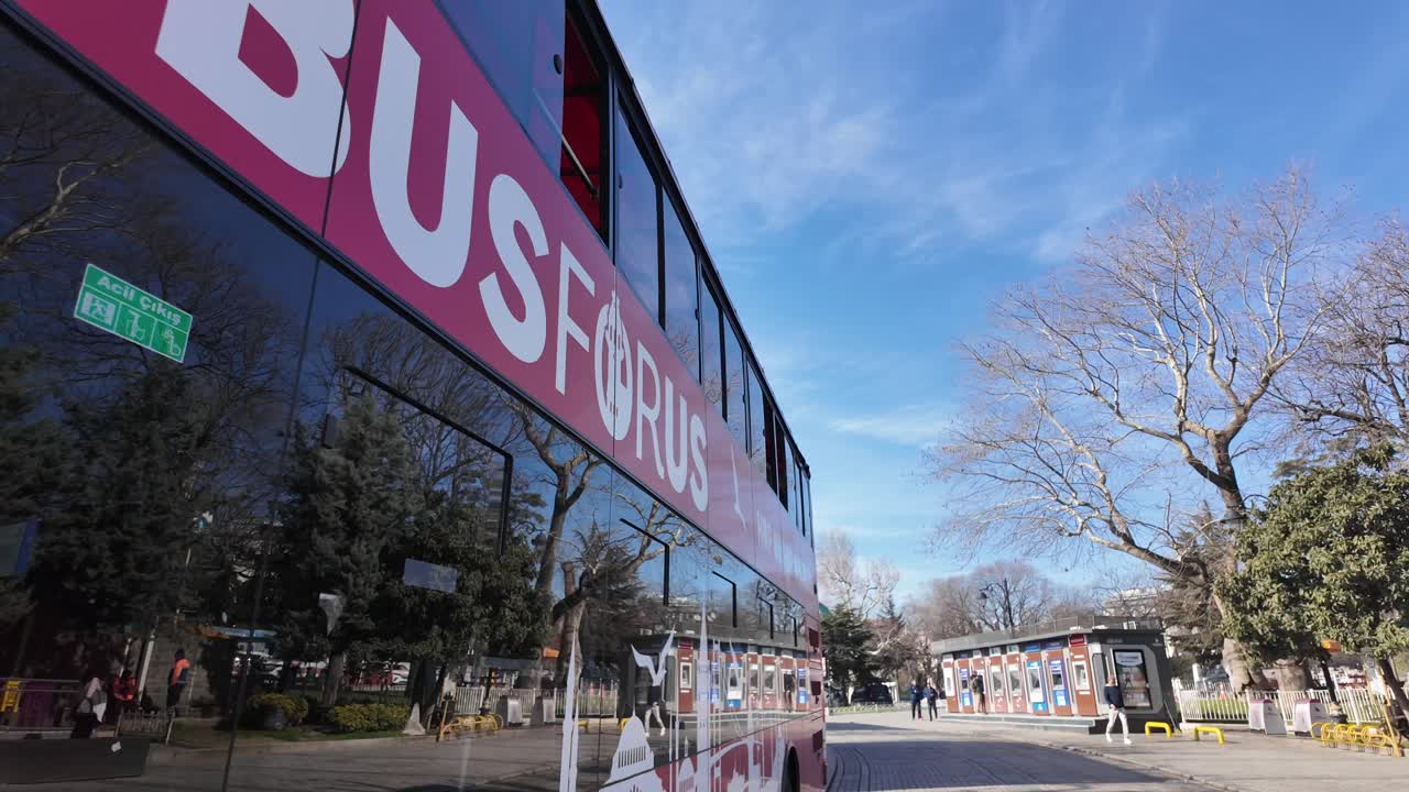 Istanbul Hop-on Hop-off Tour Bus