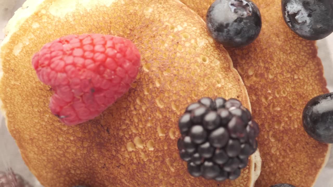 열매로 만든 팬케이크